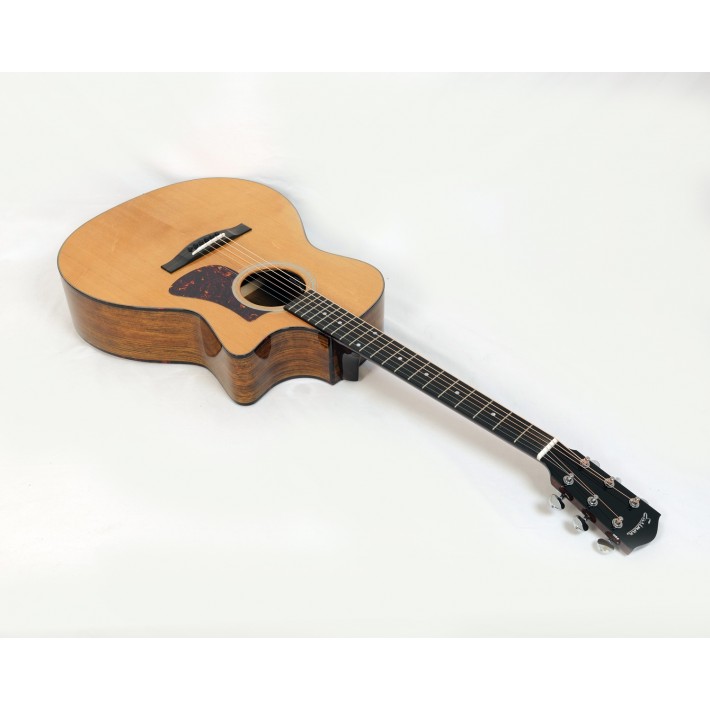 Eastman AC222CE-DLX Solid Ovangkol/Spruce Gloss Grand Auditorium with Fishman Electronics and Gig Bag #30765