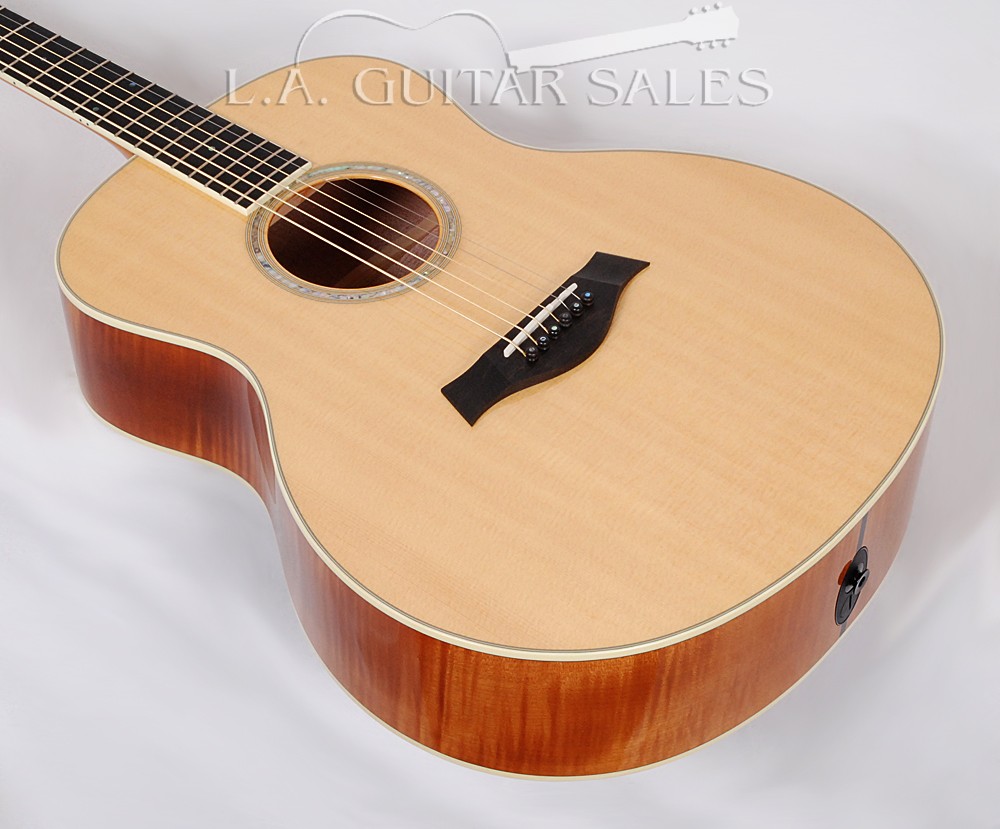 Taylor GS6e First Generation Maple Grand Symphony